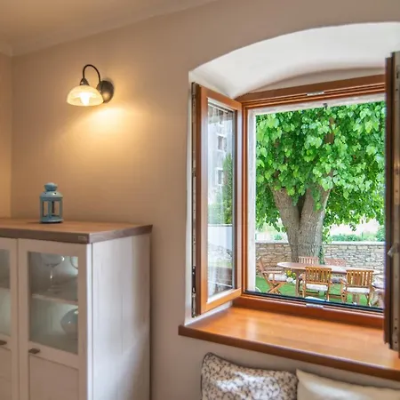 House Nona Roza Holiday home