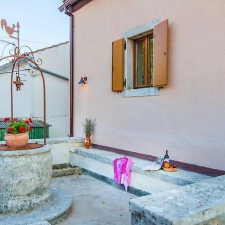 Σπίτι διακοπών House Nona Roza